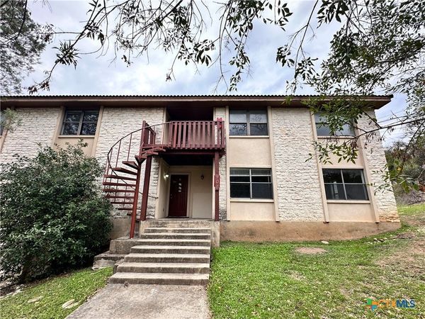 906 N Lbj Drive , Unit 4, San Marcos, TX 78666