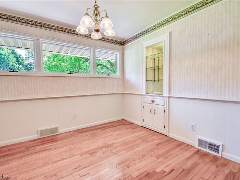 8905 Spring Valley Drive, Mentor, OH 44060 Photo 13