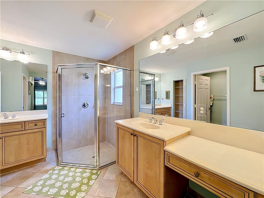 2045 Grey Falcon Circle Sw, Vero Beach, FL 32962 Photo