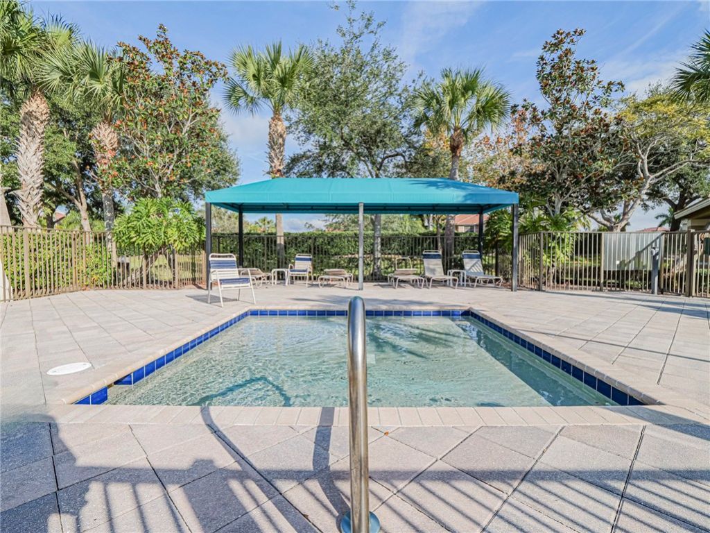 2045 Grey Falcon Circle Sw, Vero Beach, FL 32962 Photo