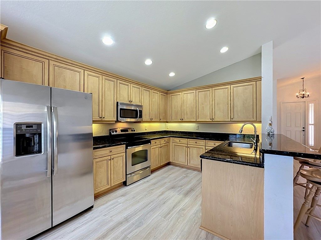 2045 Grey Falcon Circle Sw, Vero Beach, FL 32962 Photo