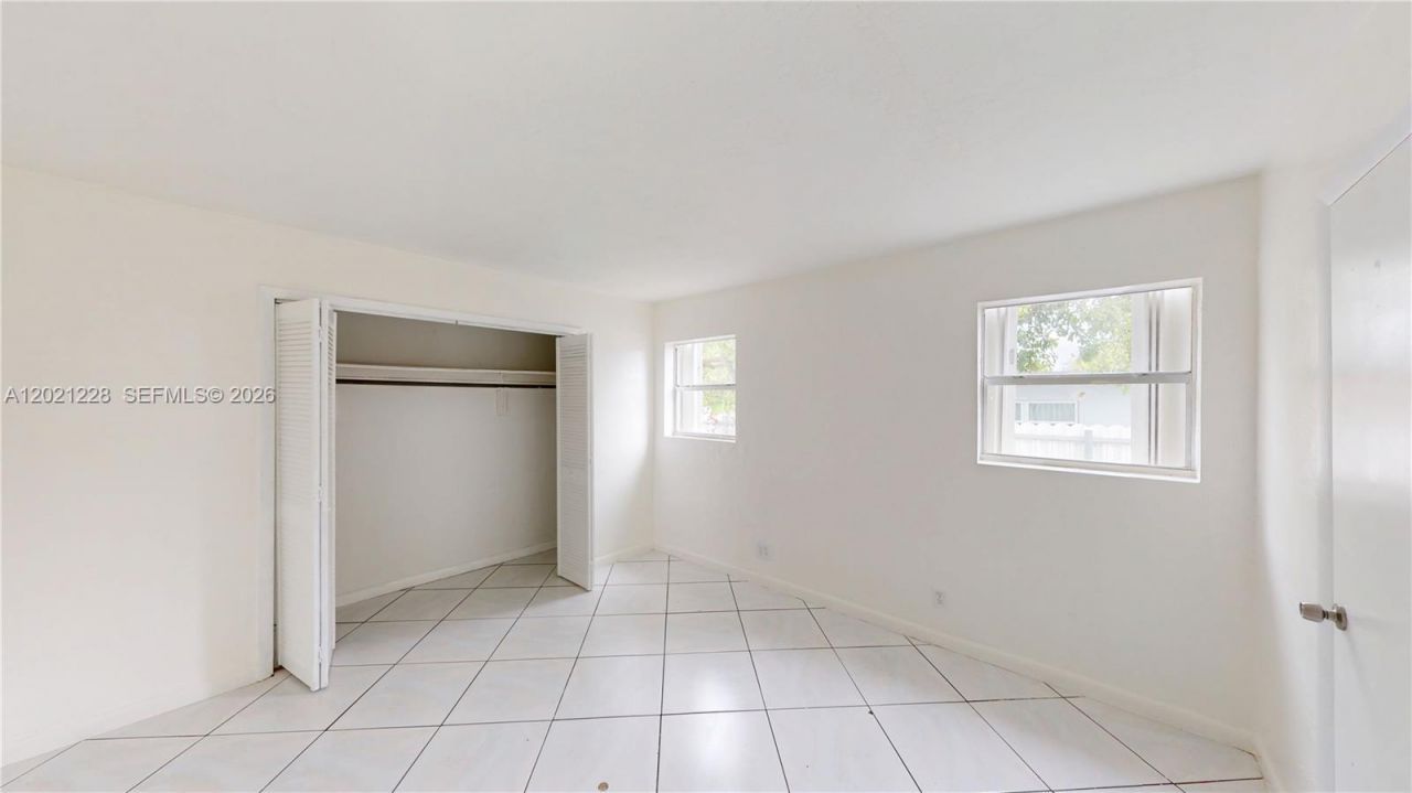 6842 SW 15th St , Unit 6842, Miami, FL 33144 Photo