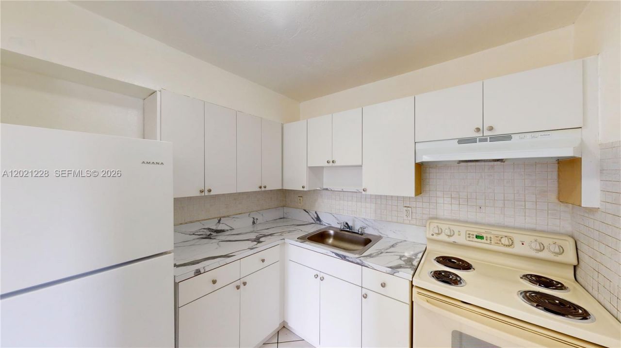 6842 SW 15th St , Unit 6842, Miami, FL 33144 Photo
