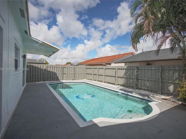 14443 SW 172nd Ln , Miami, FL 33177