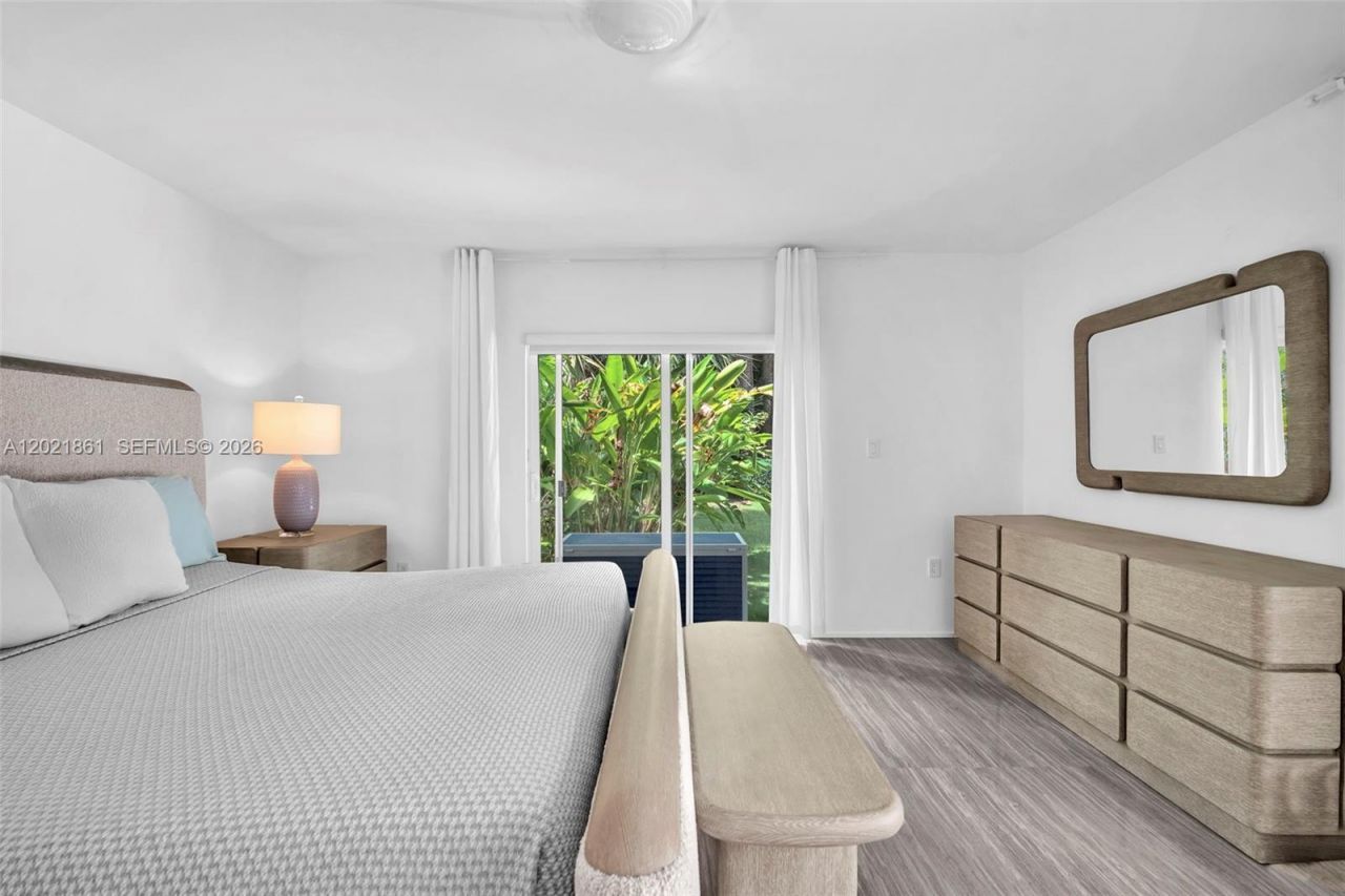 203 Ridgewood Rd , Coral Gables, FL 33133 Photo