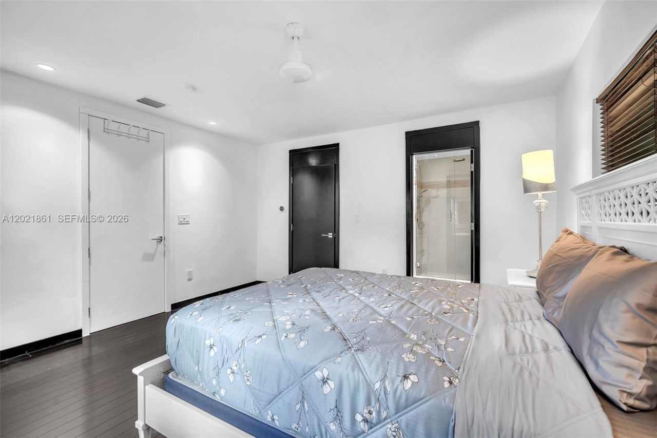 203 Ridgewood Rd , Coral Gables, FL 33133 Photo