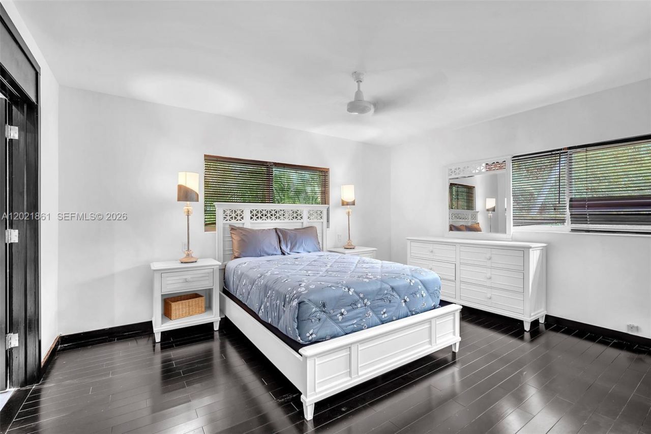 203 Ridgewood Rd , Coral Gables, FL 33133 Photo