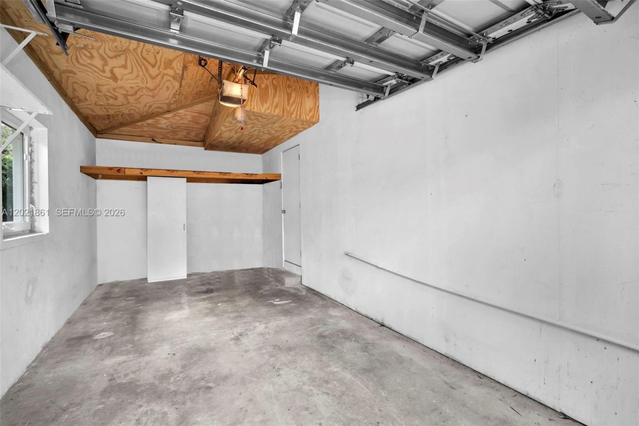 203 Ridgewood Rd , Coral Gables, FL 33133 Photo