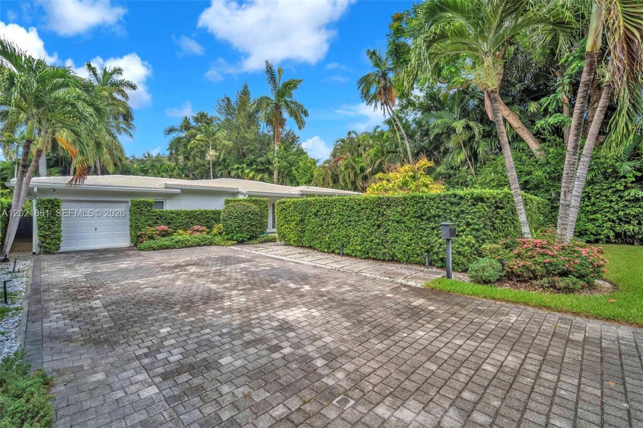 203 Ridgewood Rd , Coral Gables, FL 33133 Photo