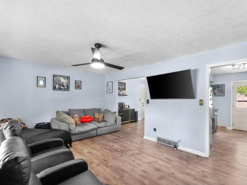 276 Muskingum Drive, Columbus, OH 43230 Photo 4