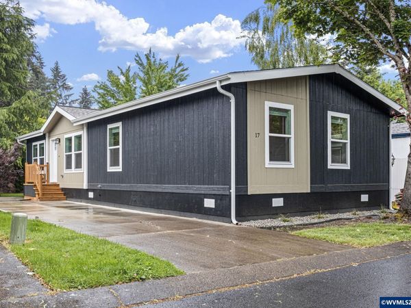 23077 SW Main St, Sherwood, OR 97140