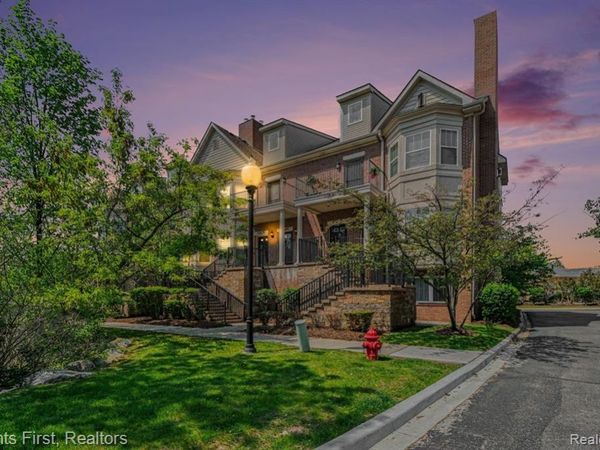 41639 Tera Lane, Novi, MI 48375