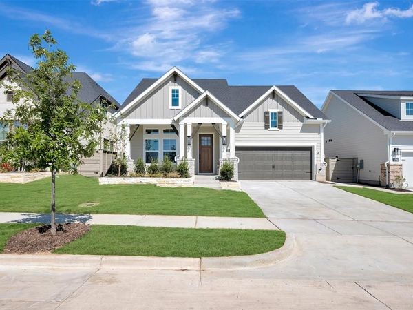 8725 Chestnut Lane, Justin, TX 76247