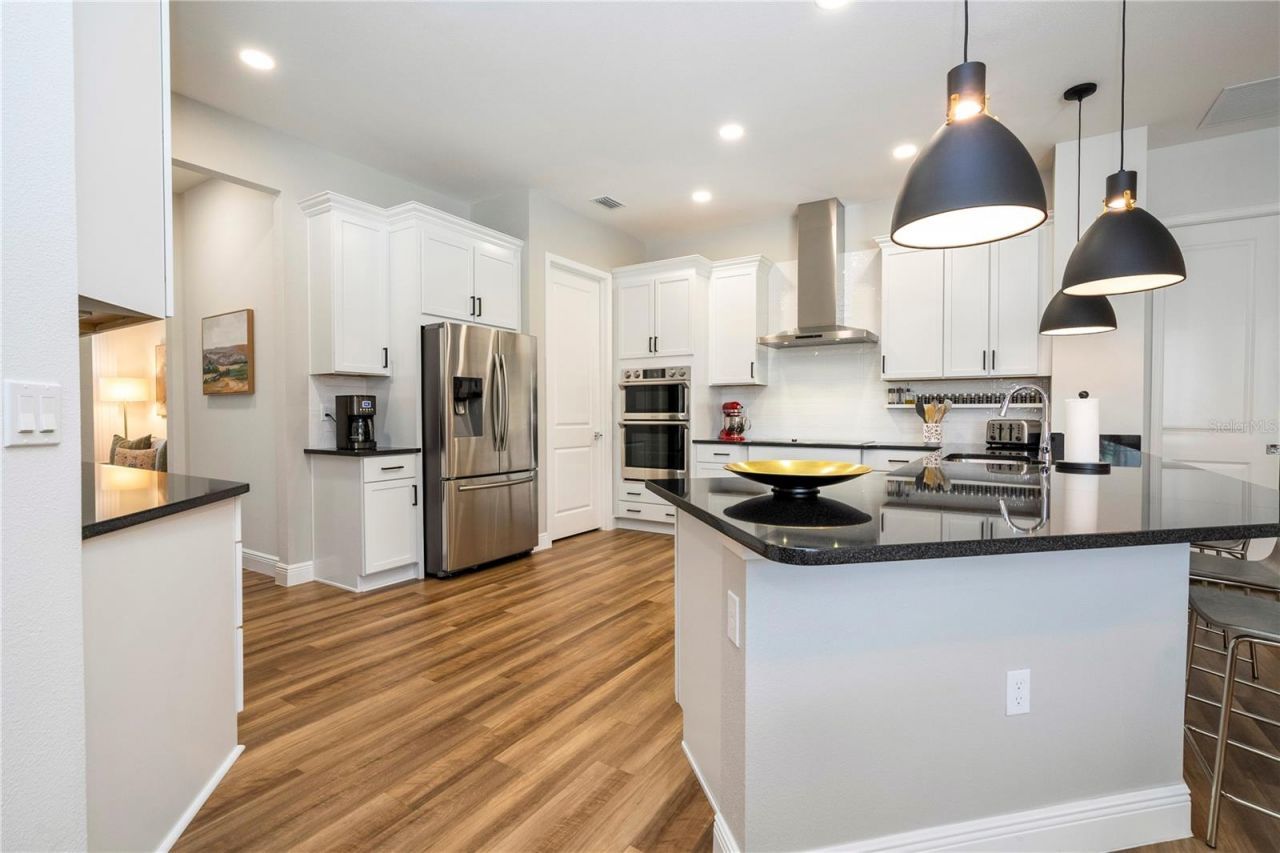 7181 Ryedale Court, Sarasota, FL 34241 Photo