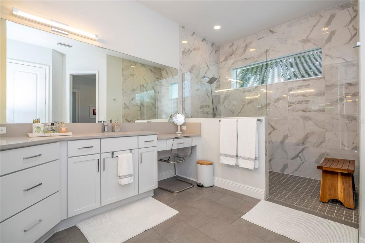 7181 Ryedale Court, Sarasota, FL 34241 Photo