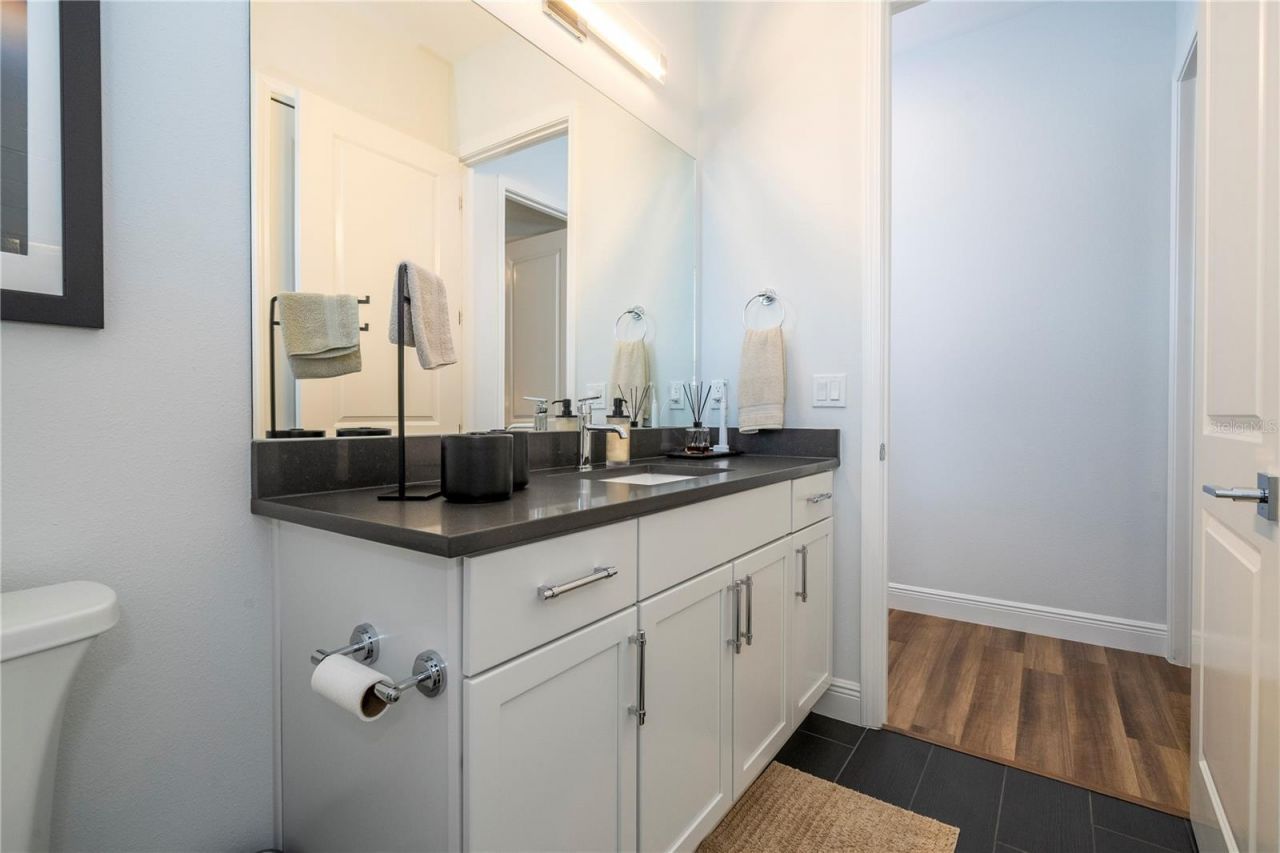 7181 Ryedale Court, Sarasota, FL 34241 Photo