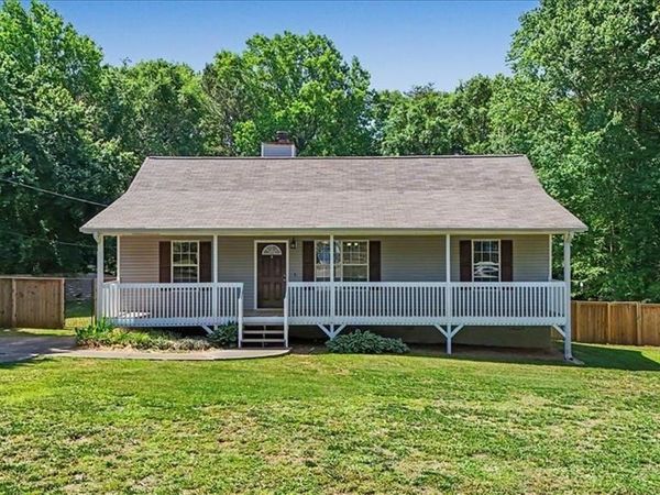 155 Ravenwood Lane , Rockmart, GA 30153
