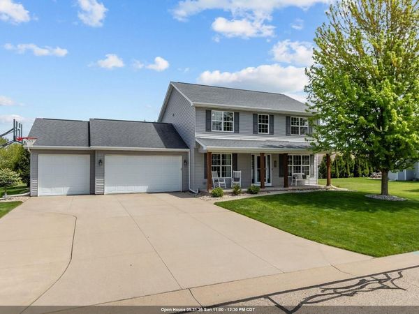 W6464 CHERRYBARK CIRCLE, Menasha, WI 54952