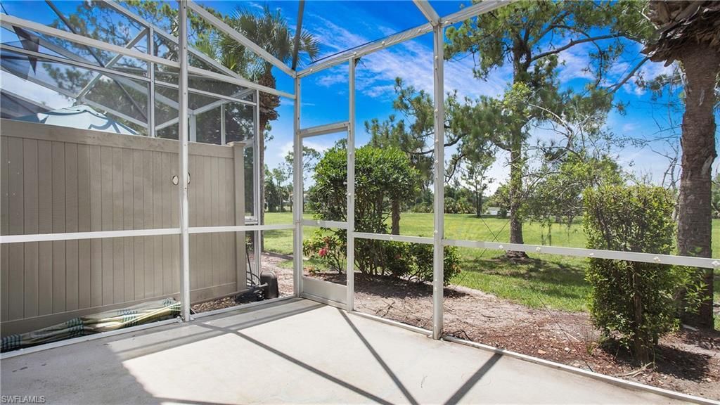 880 Hampton Cir , Naples, FL 34105 Photo