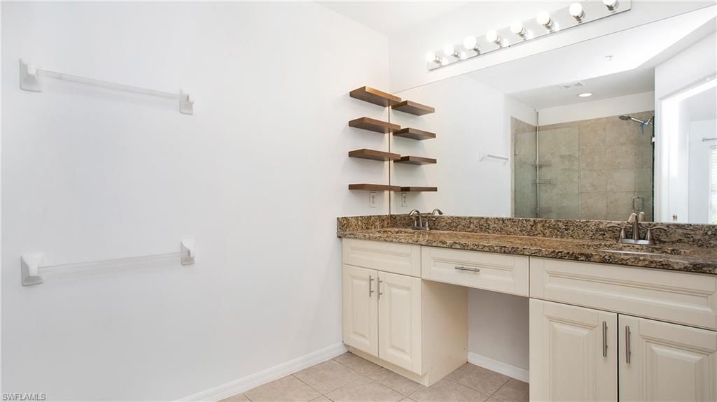 880 Hampton Cir , Naples, FL 34105 Photo