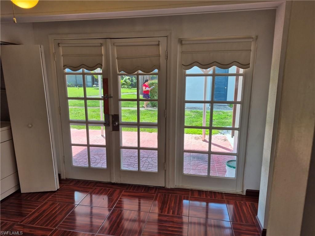 4909 Catalina Dr, Unit 49, Naples, FL 34112 Photo