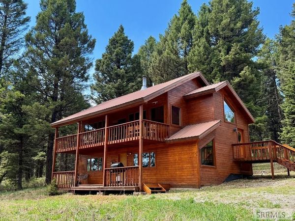 5611 2 Lazy 2 Road, ISLAND PARK, ID 83429