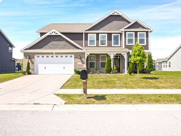 1951 Cobbett Drive , Avon, IN 46123