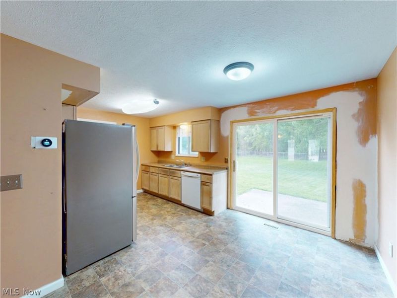 744 Arline Avenue , Eastlake, OH 44095 Photo 6