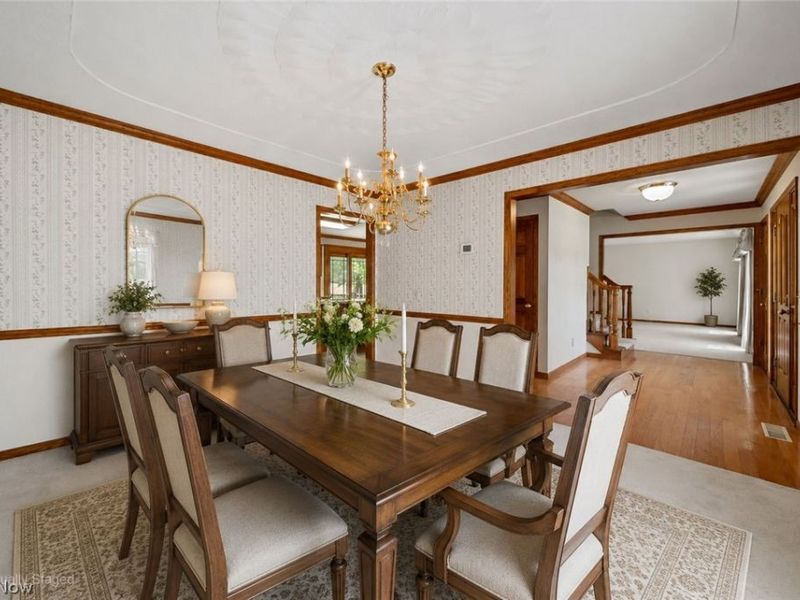 6037 Sandy Ridge Circle NW, North Canton, OH 44720 Photo 4