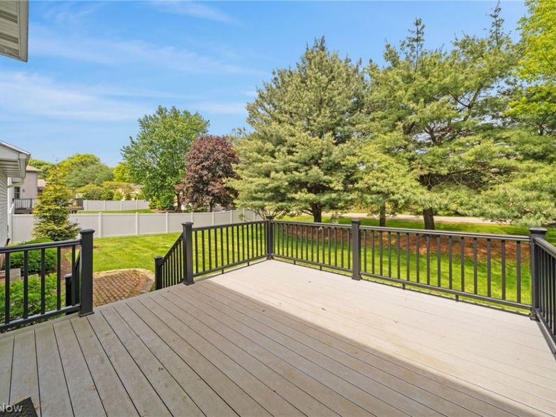 6037 Sandy Ridge Circle NW, North Canton, OH 44720 Photo 42