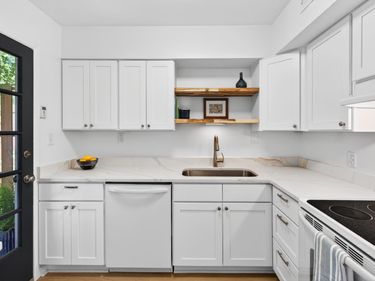 220 Elizabeth Street, Unit B4, Chapel Hill, NC 27514