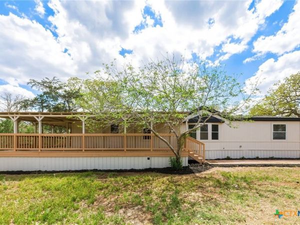 340 Red Hawk Drive , Dale, TX 78616