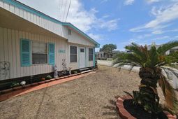 1942 Kingfisher Dr.  photo 4