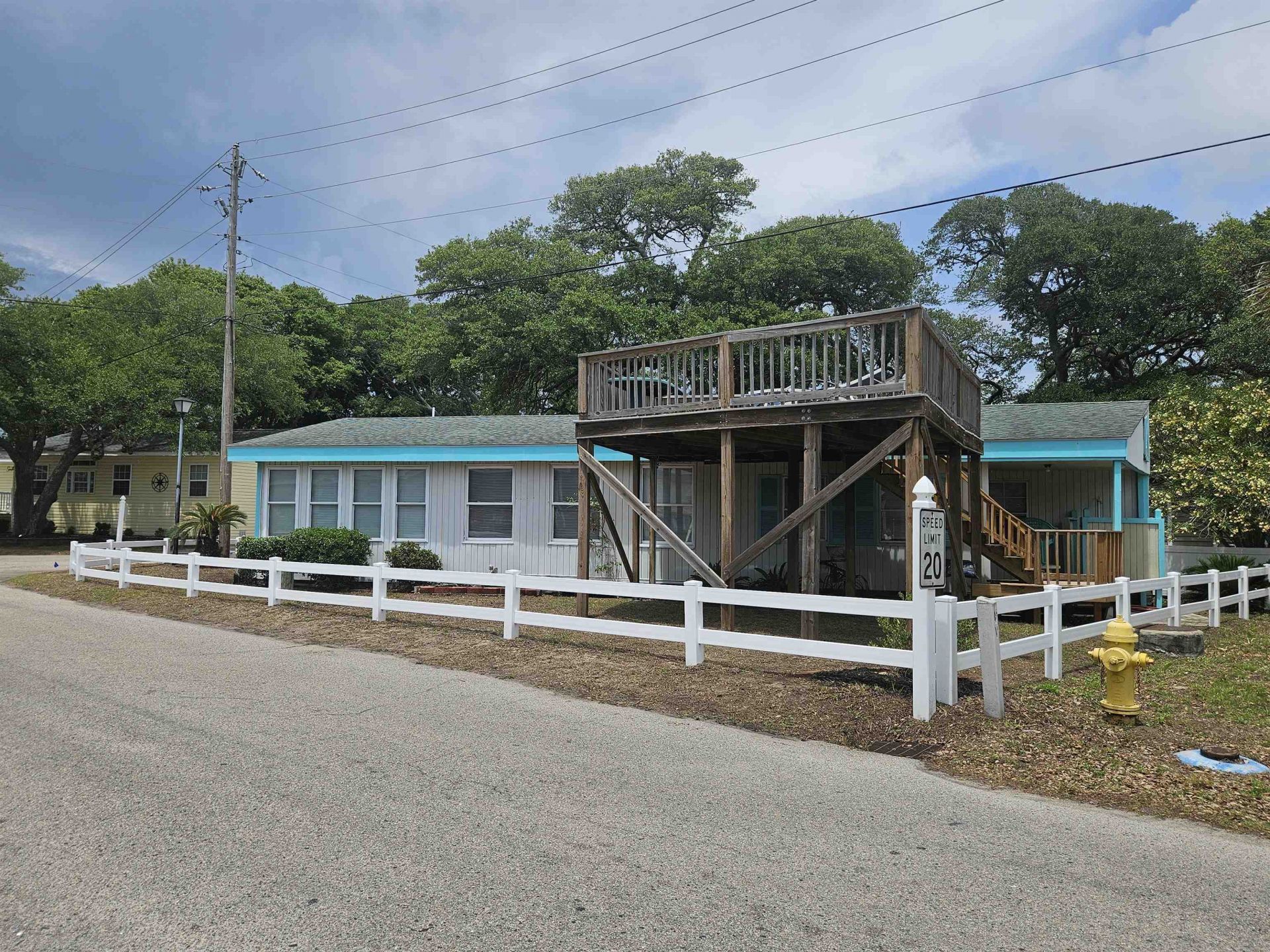 1942 Kingfisher Dr.  Photo 4
