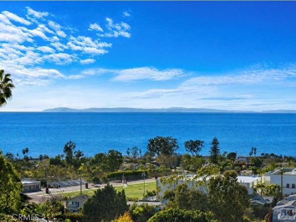 665 Temple Hills Drive, Laguna Beach, CA 92651