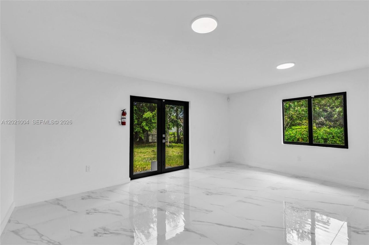 152 NW 18th St , Homestead, FL 33030 Photo