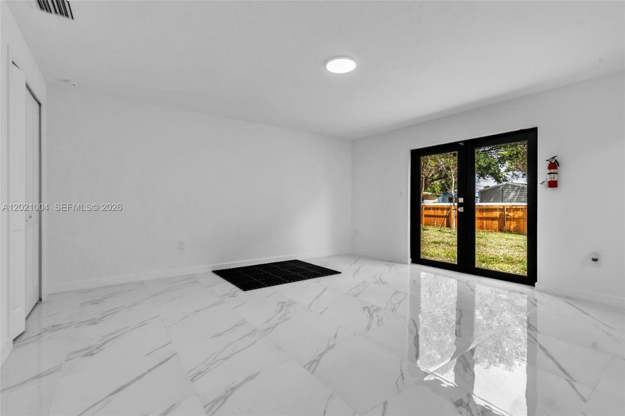152 NW 18th St , Homestead, FL 33030 Photo