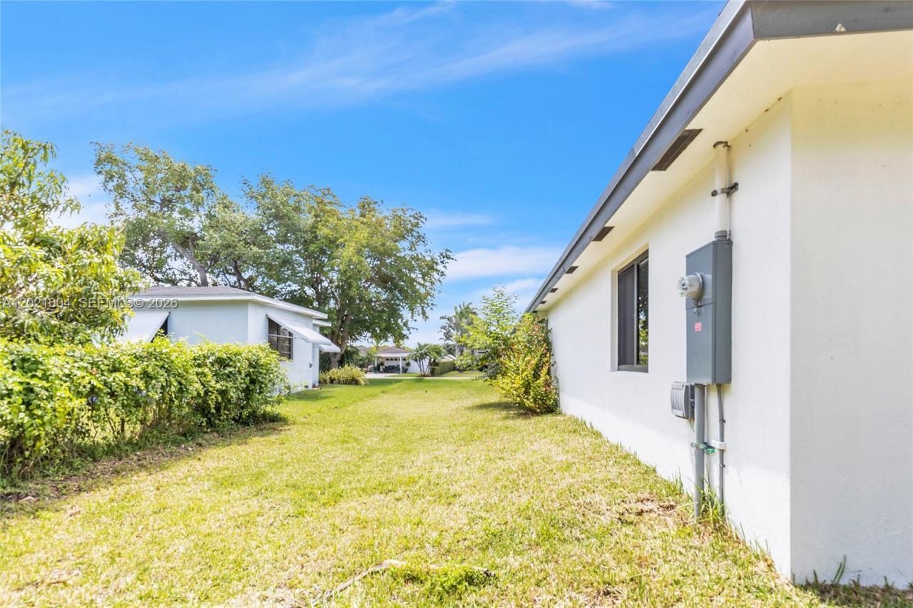 152 NW 18th St , Homestead, FL 33030 Photo