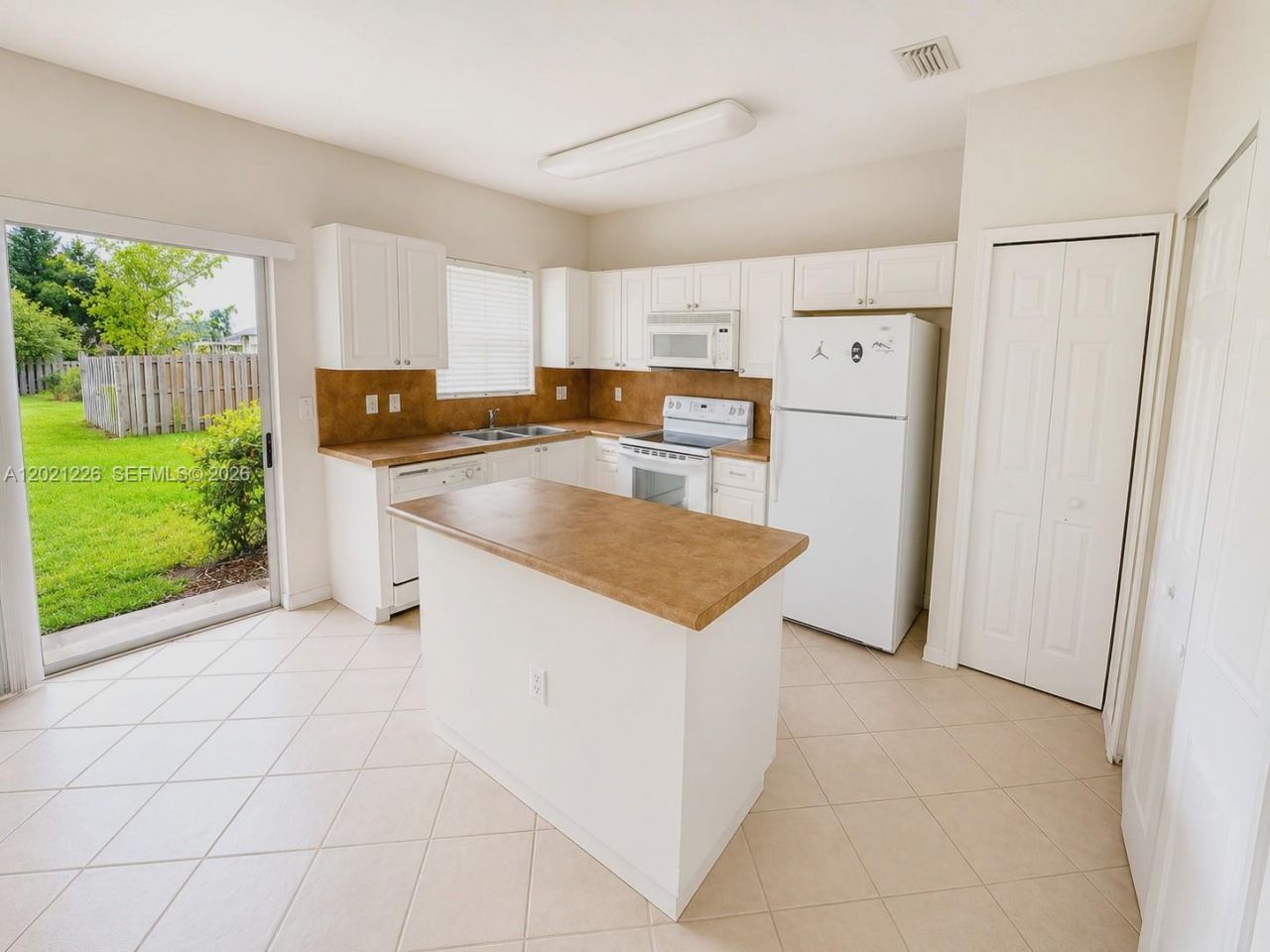 1681 SE 31st Ct , Unit 1681, Homestead, FL 33035 Photo