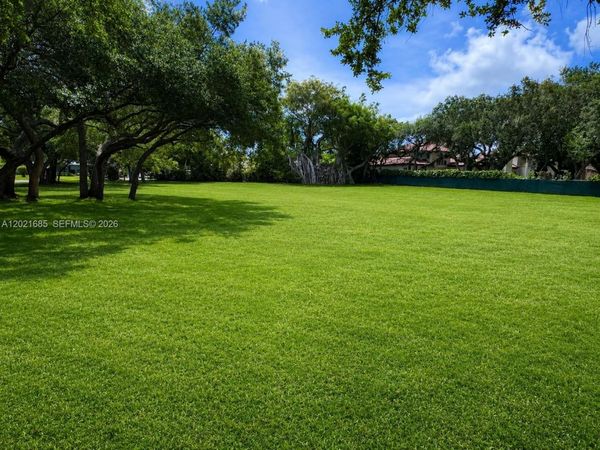 xxx Sierra Cir , Coral Gables, FL 33156