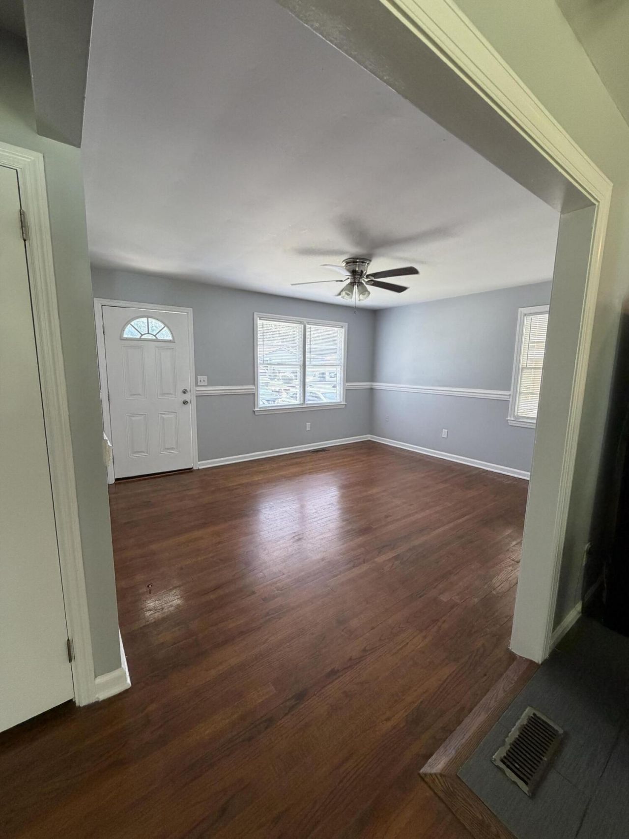5308 Eileen Street Photo 11