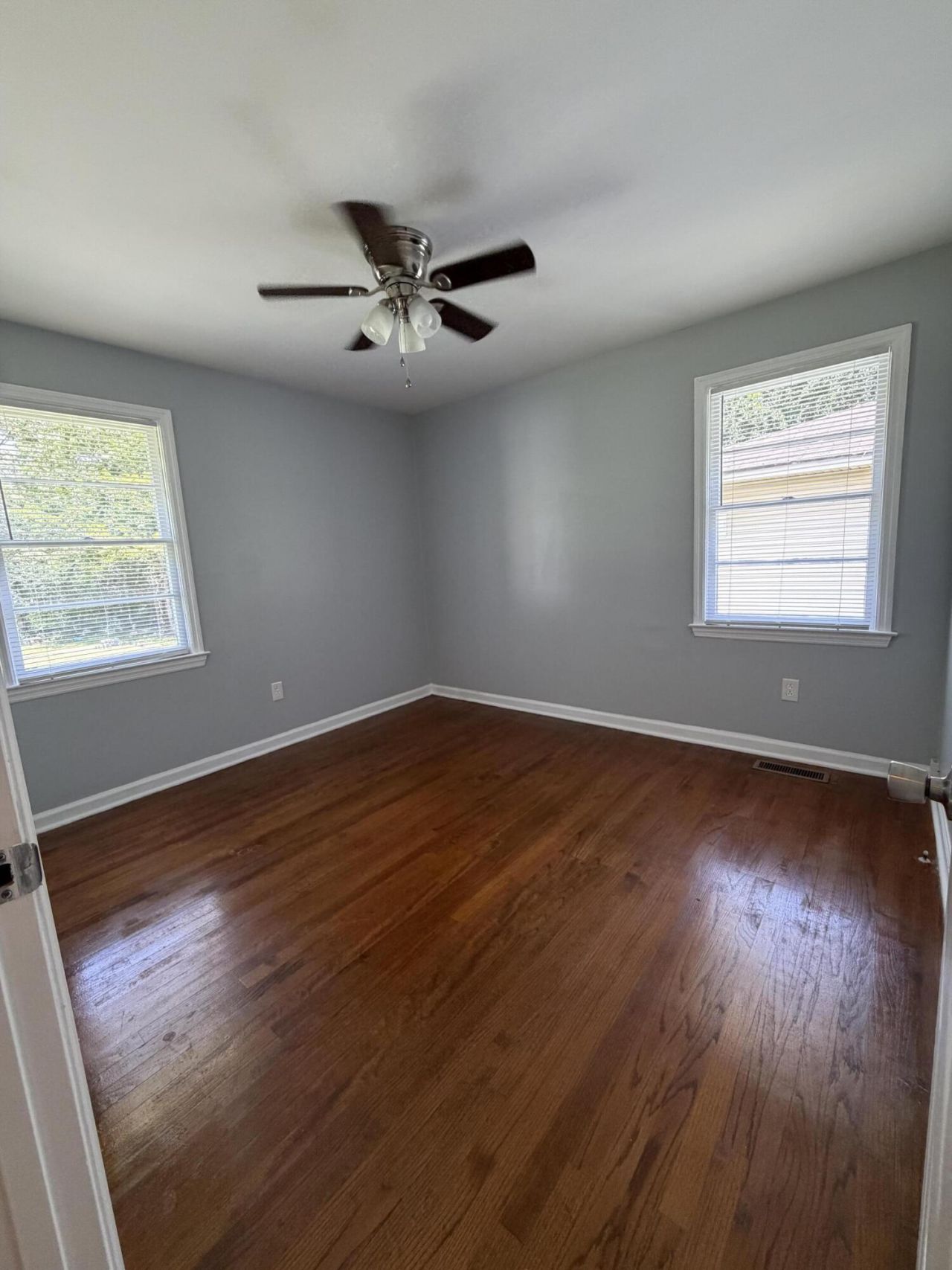 5308 Eileen Street Photo 17