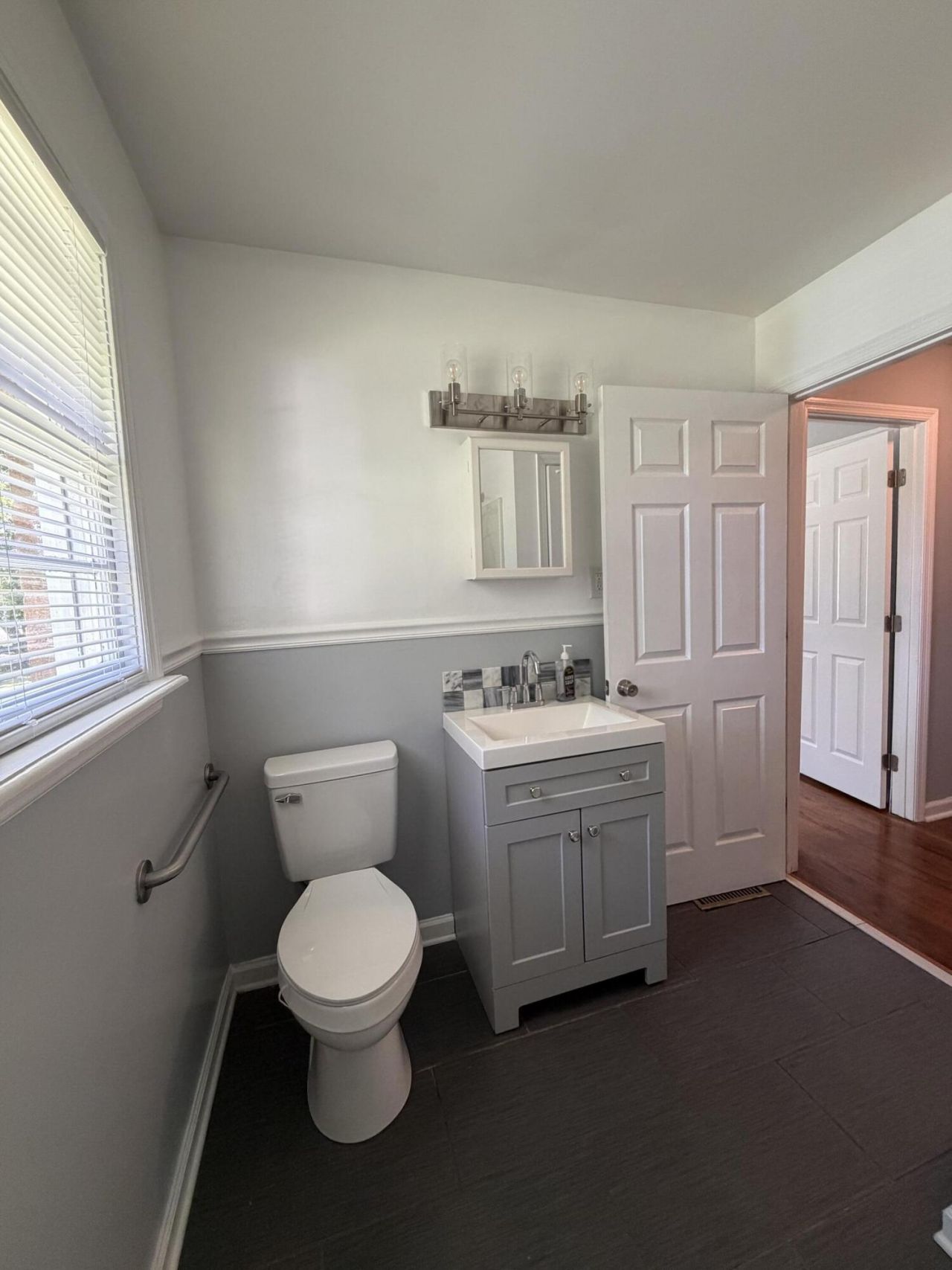 5308 Eileen Street Photo 9