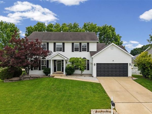 102 Middlesburg Court, O'Fallon, MO 63368