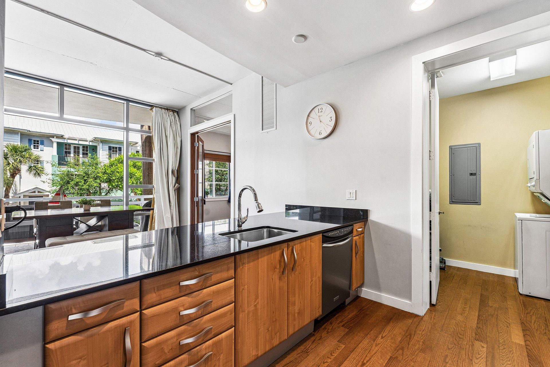 335 SE 6th Avenue, Delray Beach, FL 33483 Photo