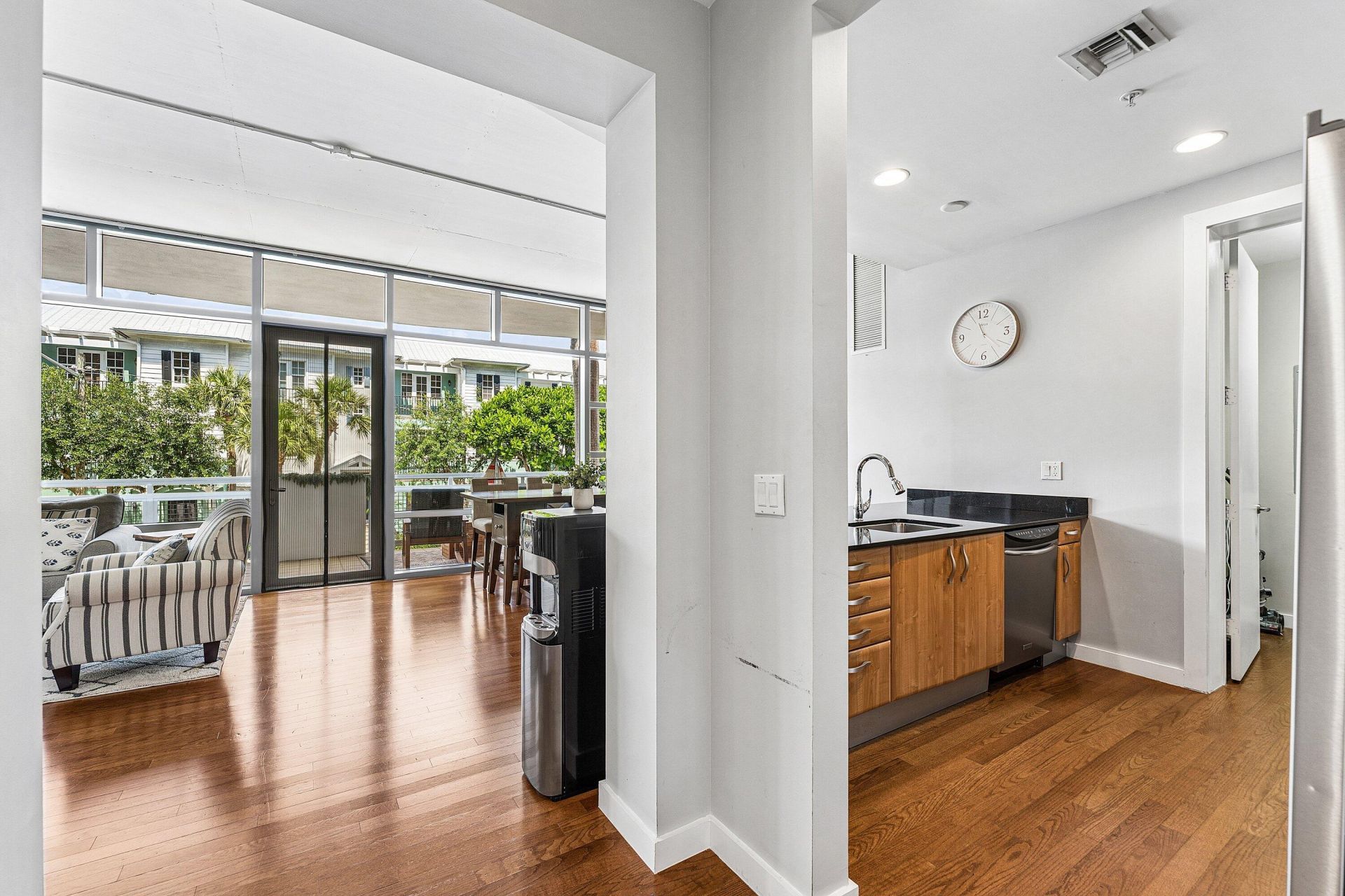 335 SE 6th Avenue, Delray Beach, FL 33483 Photo