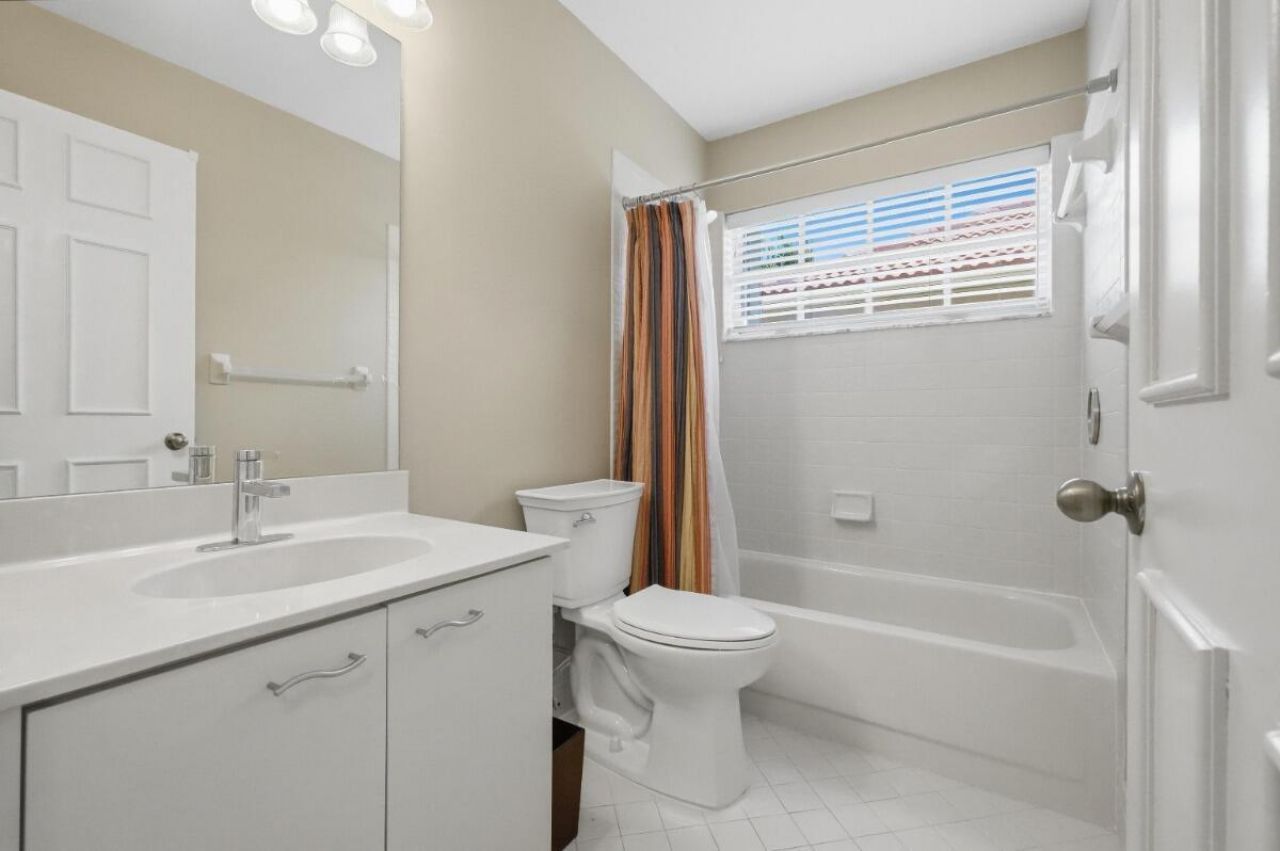 215 NW 117th Way, Coral Springs, FL 33071 Photo