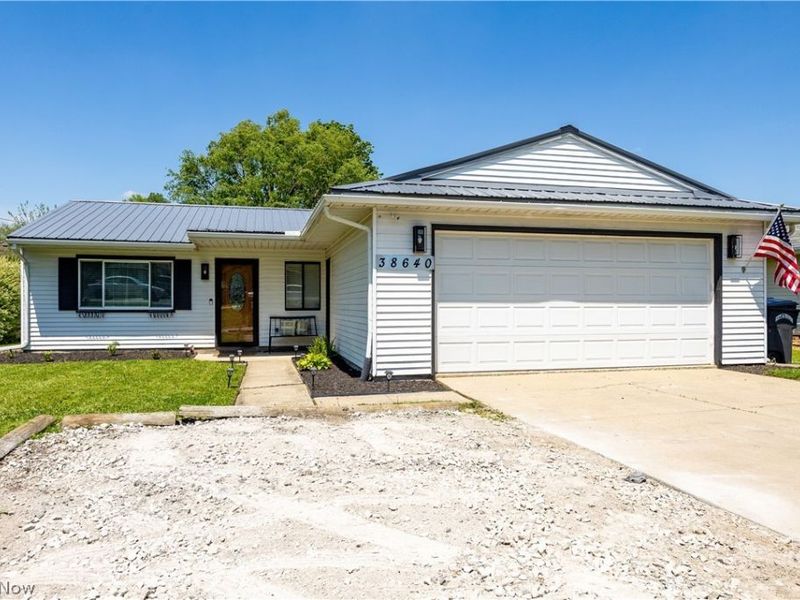 38640 Chestnut Ridge Road, Elyria, OH 44035 Photo 1