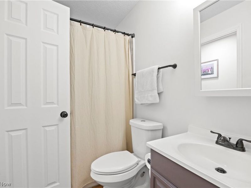 38640 Chestnut Ridge Road, Elyria, OH 44035 Photo 12