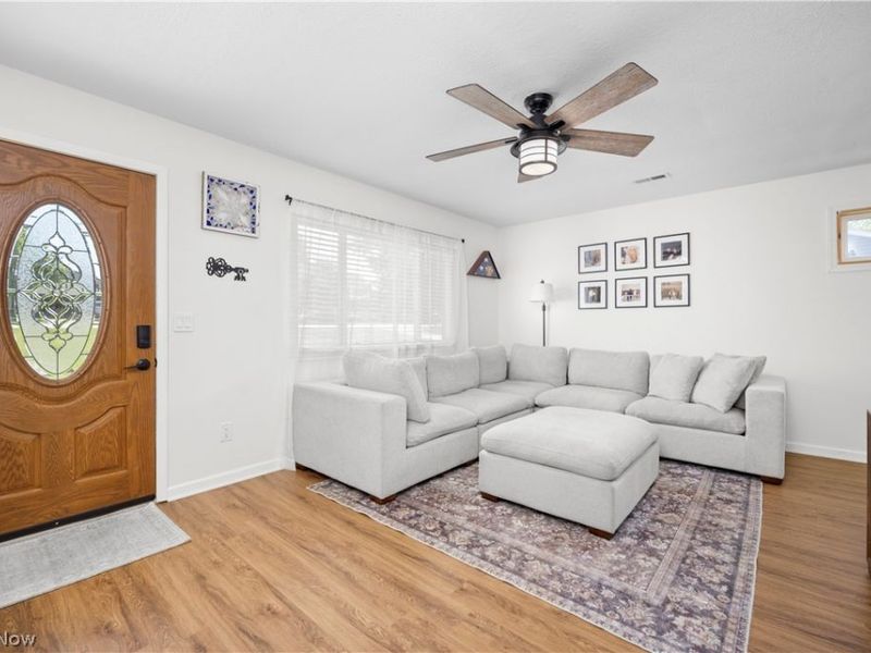 38640 Chestnut Ridge Road, Elyria, OH 44035 Photo 4
